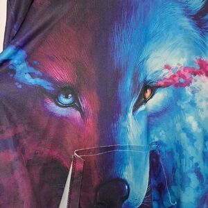Vibrant Wolf Graphic T-Shirt
